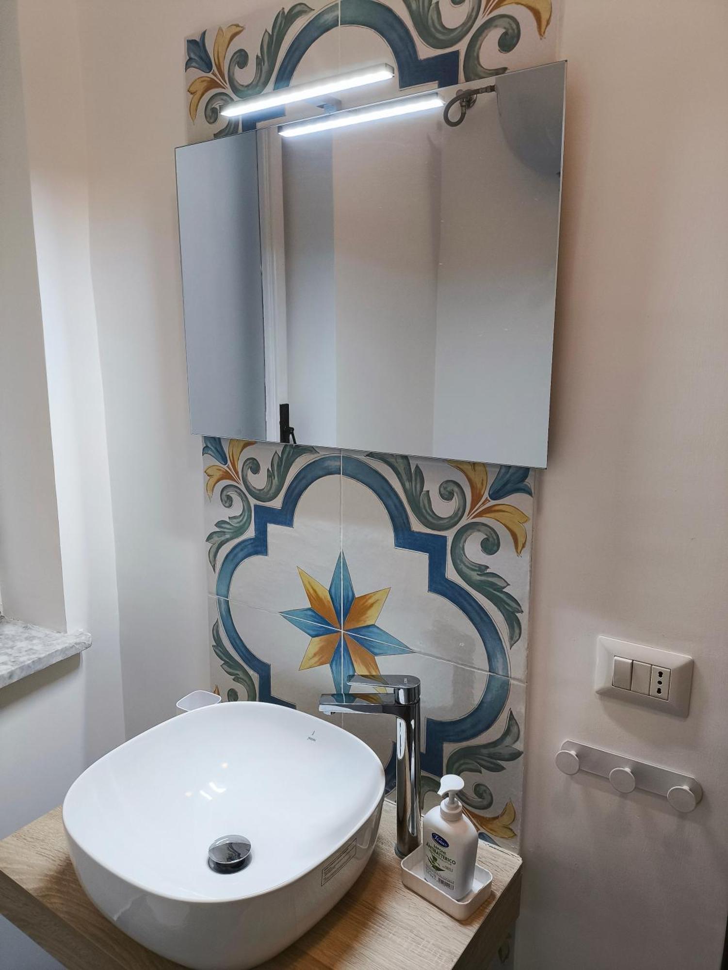 Casa Mar - Elegant Apartment With Pool And Panoramic Terrace In The Heart Of Sorrento Exteriör bild