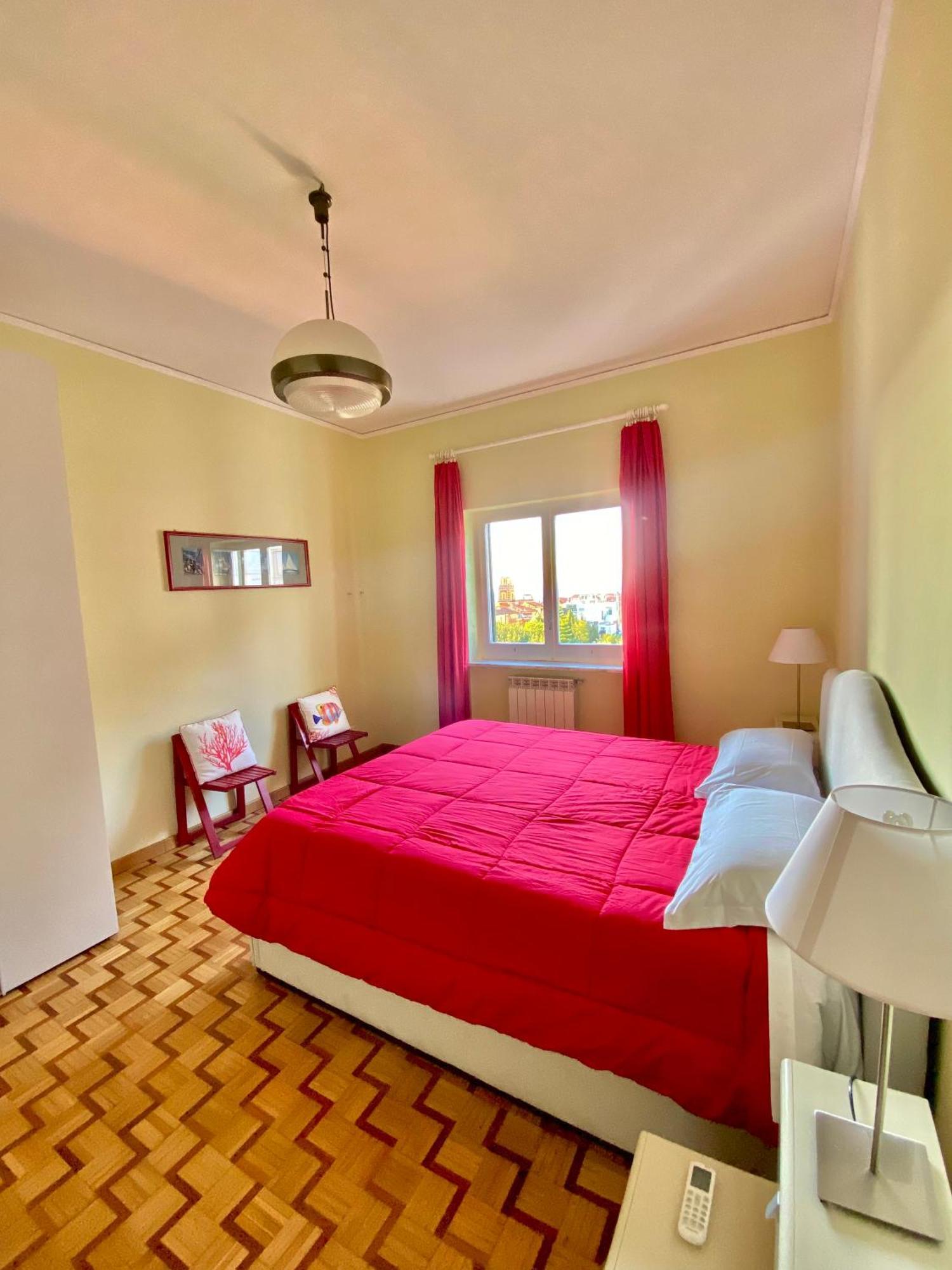 Casa Mar - Elegant Apartment With Pool And Panoramic Terrace In The Heart Of Sorrento Exteriör bild